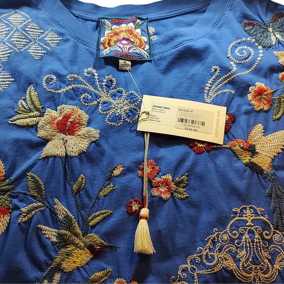 New Johnny Was Jaiylyn Relaxed Tee Embroidery Hummingbirds Boho Chic Womens Med - Picture 1 of 8